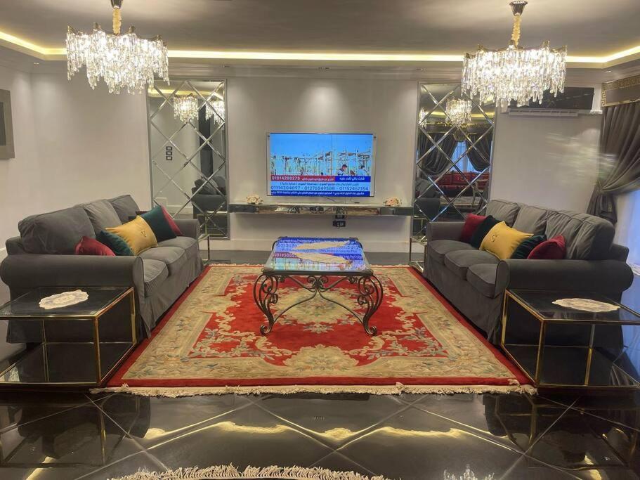 Apartment Mokattam Club View Experience